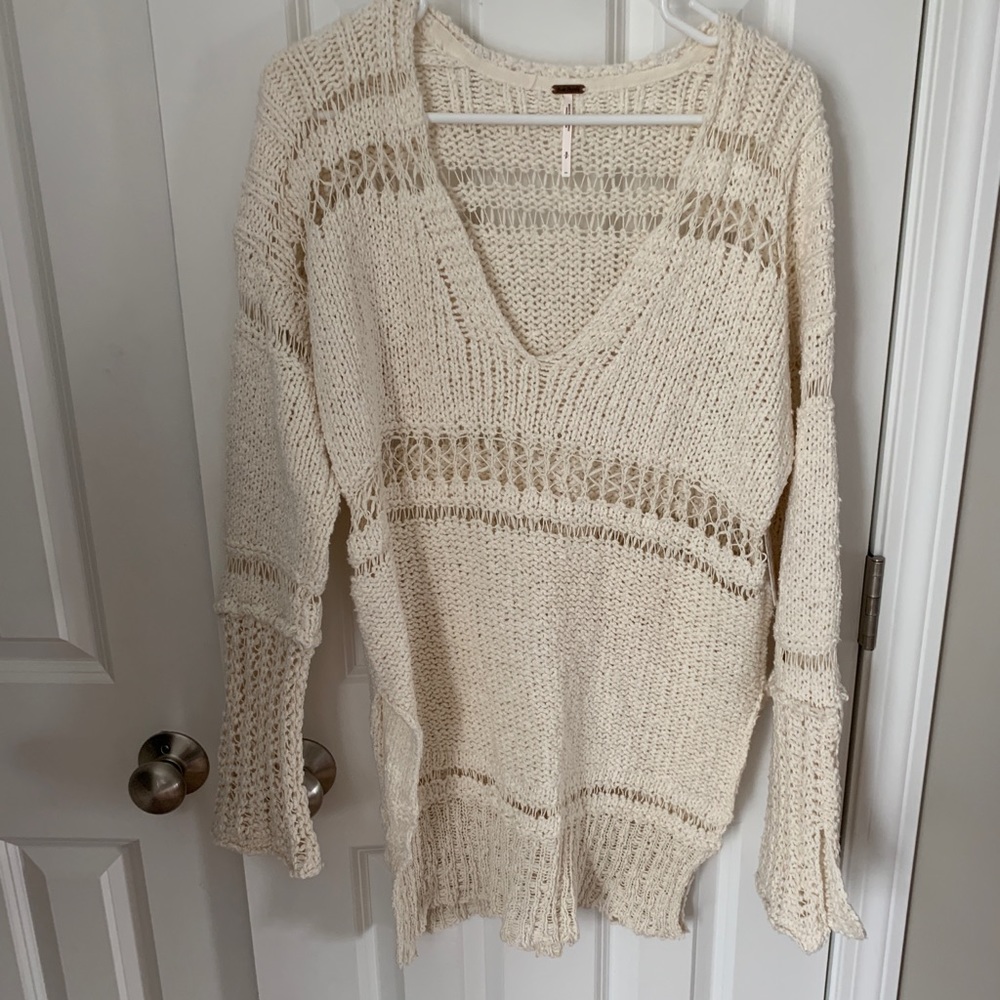 Free People sweater size small